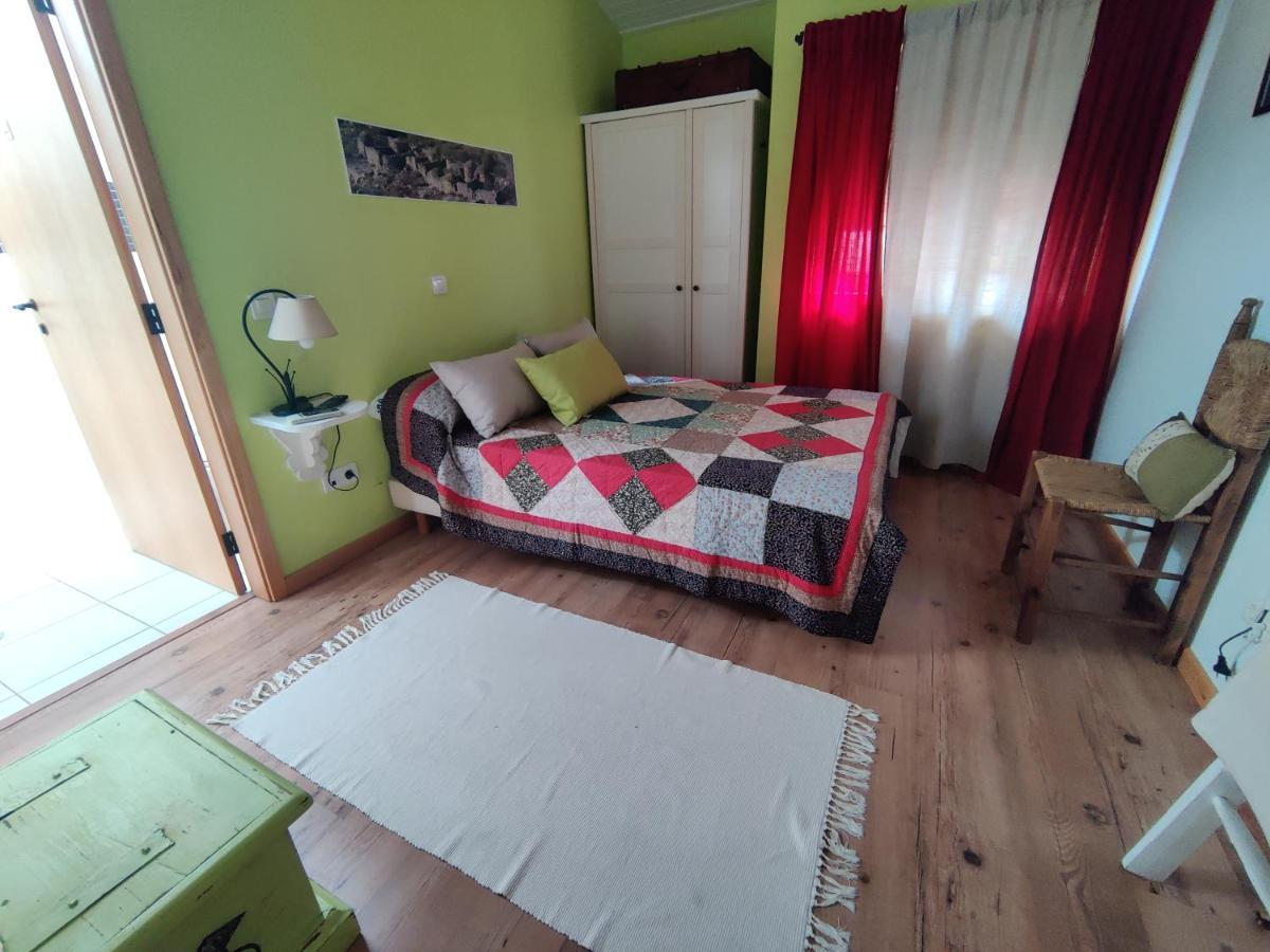 Casa Do Forno Guest House Salvaterra do Extremo Exterior photo