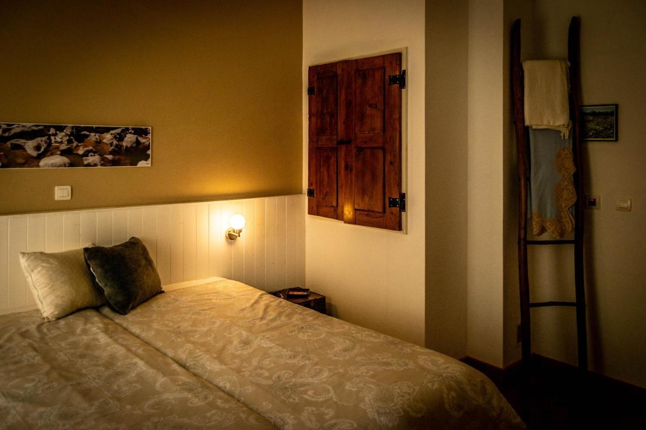 Casa Do Forno Guest House Salvaterra do Extremo Exterior photo