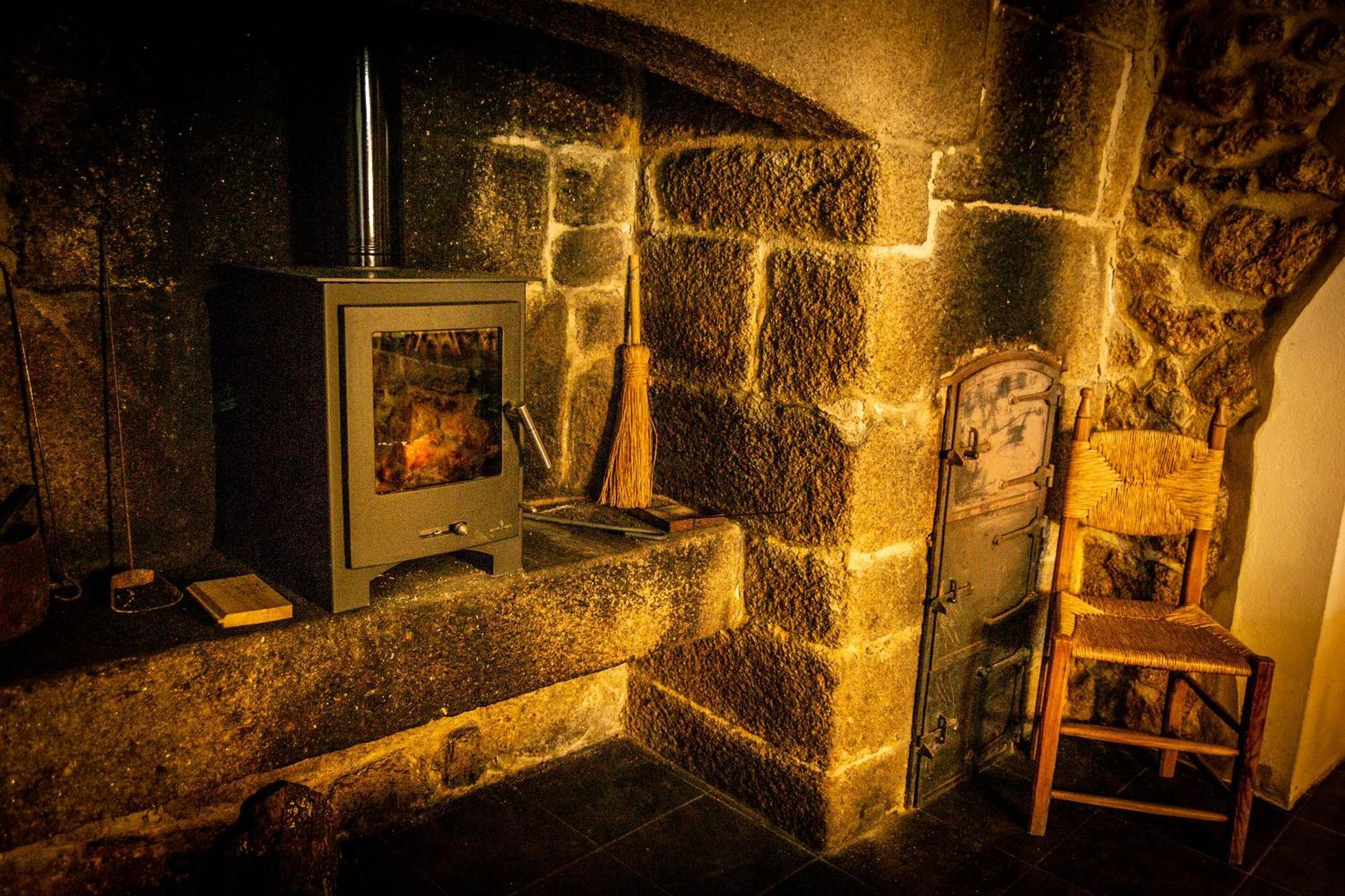 Casa Do Forno Guest House Salvaterra do Extremo Exterior photo